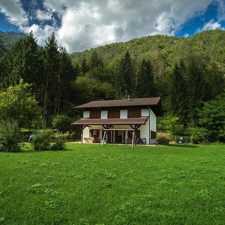 Casa Al Portico Apartment Pieve Di Ledro Exterior foto